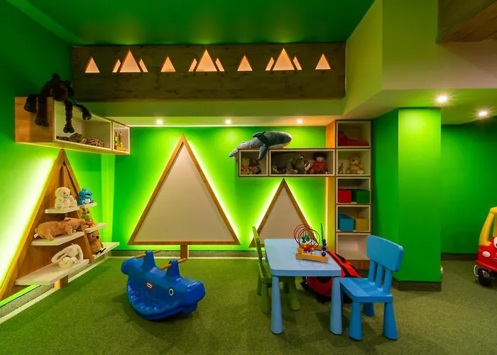 Hotel Helan Family &