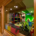Helan Family & Hotel 4*