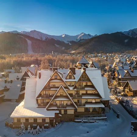 Helan Family & 酒店