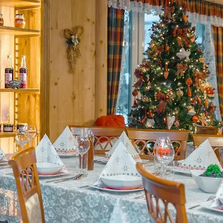 Helan Family & 扎科帕内