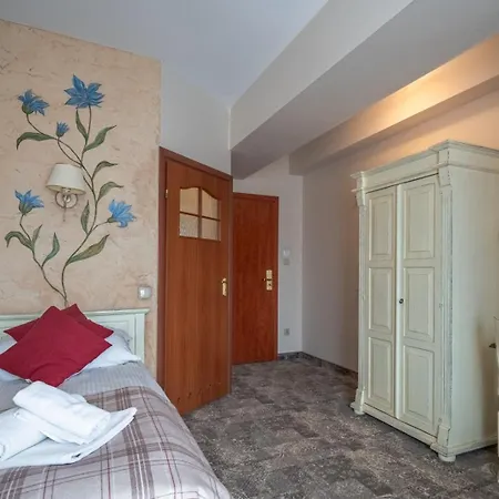 Hotel Helan Family & Spa 3*
