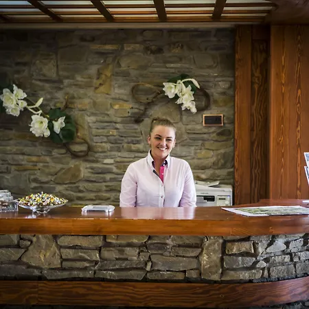 Helan Family & 扎科帕内