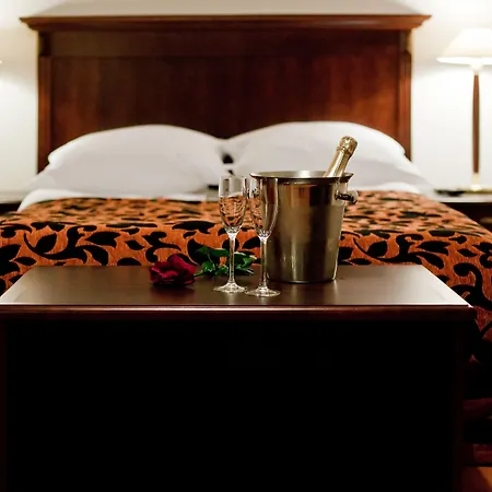 Helan Family & 扎科帕内