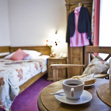 Helan Family & Hotel 4*