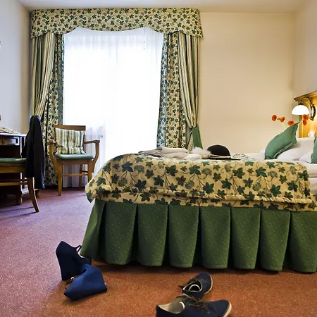 Helan Family & 扎科帕内