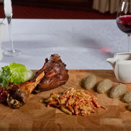 Helan Family & Hotel