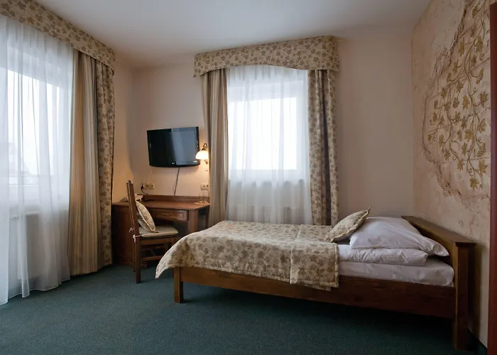 Otel Helan Family & 4*