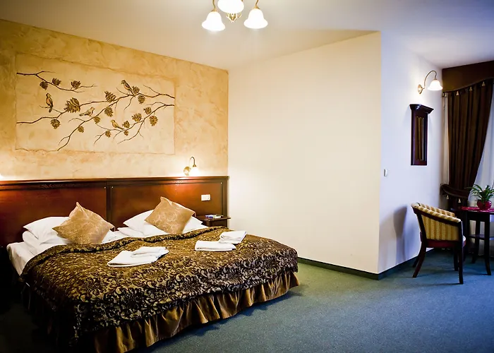 Hotel Helan Family &