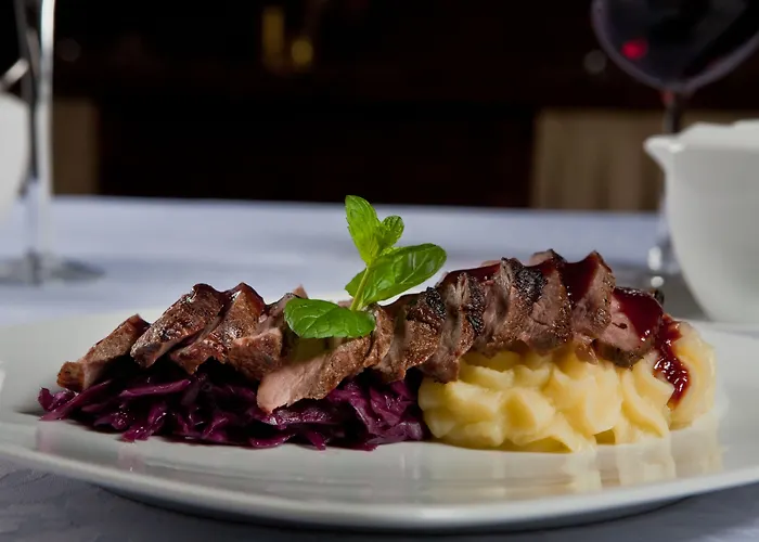 Hotel Helan Family & 4*