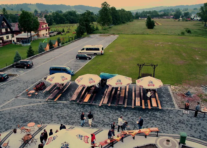 Helan Family & Hotel 4*