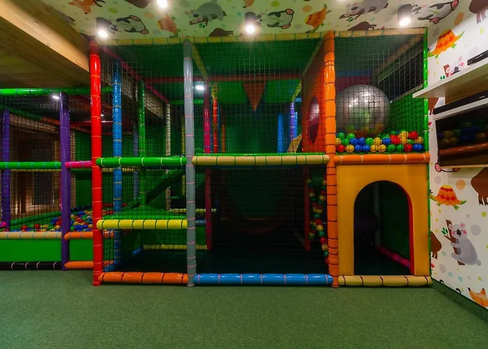 Otel Helan Family & 4*